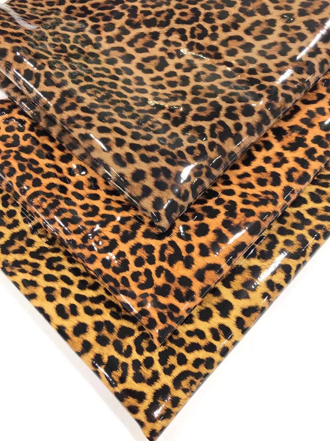 Premium 0.8mm mirror leopard fur sole PVC leather